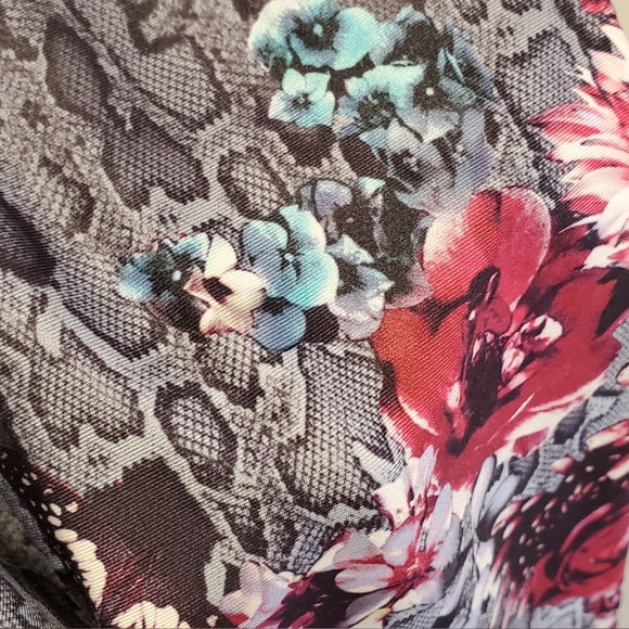 ☆ 3/35$ | Balance Collection Snake Skin & Print Flowers Tummy Control leggings M - Picture 5 of 8